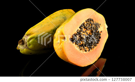 Fresh and tasty papaya 127738007