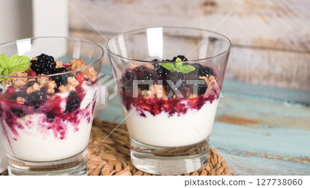 Yogurt desert 127738060