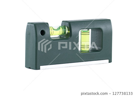 A spirit level, an essential tool for accurate measurement and construction projects 127738133