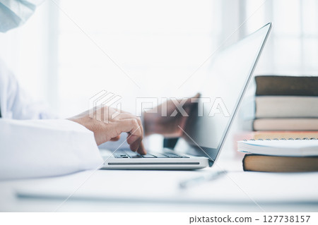 Concept business doctor education essential globalization, student learn and study in university and college to master knowledge needed travel global economy. book stethoscope for medical health care 127738157