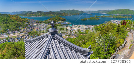 <廣島縣> 瀨戶內海上漂浮的因島白瀧山頂景色 127738565