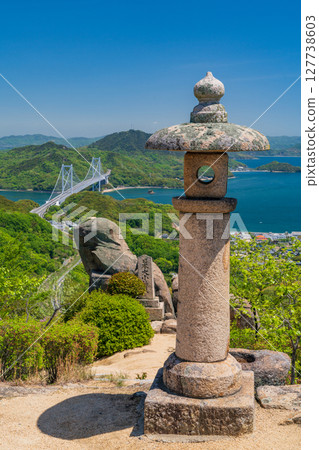 <廣島縣> 瀨戶內海上漂浮的因島白瀧山頂景色 <廣島縣> 瀨戶內海上漂浮的因島白瀧山頂景色 127738603