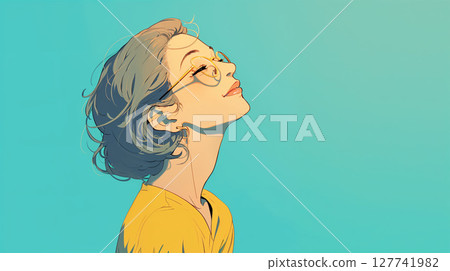 一位 40 多歲的女性閉上雙眼，抬頭 127741982