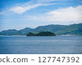 Spectacular view of Hyotan Island and the Seto Inland Sea from Omishima | Relaxing scenery of the blue sea and islands 127747392