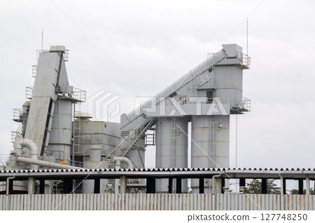 Asphalt mixture manufacturing factory 127748250