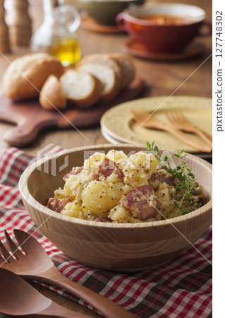 土豆沙拉 土豆沙拉 127748302