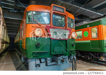 Linear railroad hall Linear railroad hall 127748411