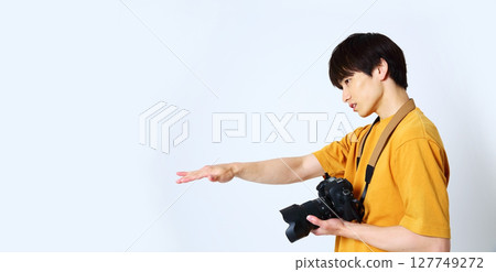 一位男攝影師的形象 127749272