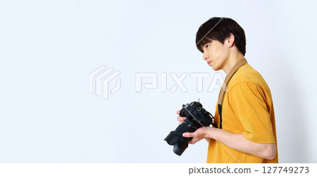 Image of a male photographer Image of a male photographer 127749273