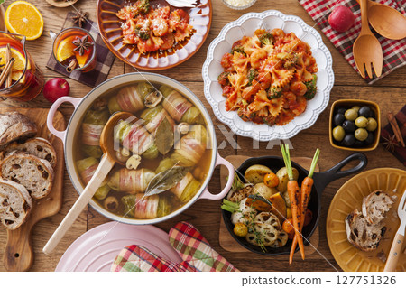 休閒冬季晚餐 休閒冬季晚餐 127751326