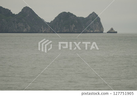 Limestone cliff in Lan Ha Bay. Limestone cliff in Lan Ha Bay. 127751905
