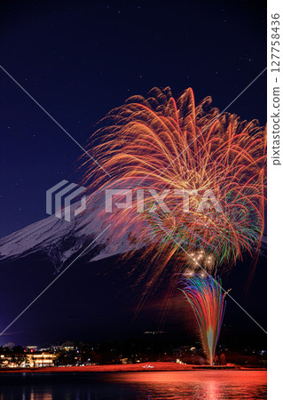 A fantastic moment with Mt. Fuji and winter fireworks 127758436