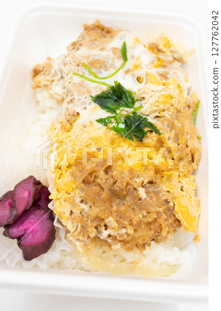 Delicious loin and heavy lunch 127762042