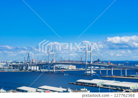 Yokohama Bay Bridge 127762368