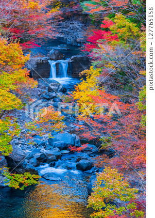 土chi峽(秋天) 土chi峽(秋天) 127765158