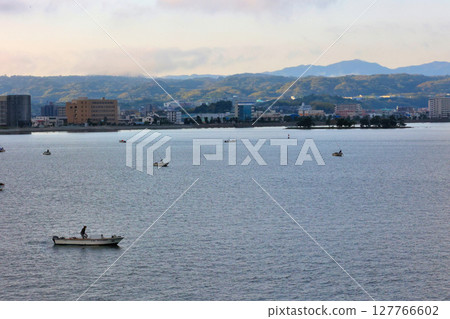 Lake Shinji Fisheries early morning 127766602