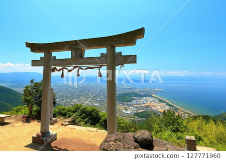 [香川縣] 天氣好的時候可以看到高屋神社（天空之鳥居）觀音寺市區和瀨戶內海 127771960