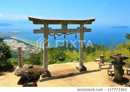 [香川縣] 天氣好的時候可以看到高屋神社（天空之鳥居）觀音寺市區和瀨戶內海 127771963