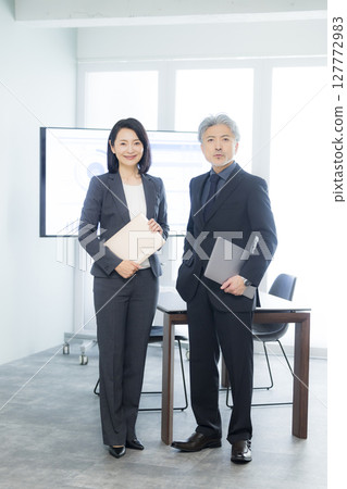 商務人士會議 127772983