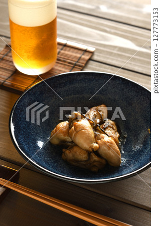 Oysters baked in butter and soy sauce 127773153