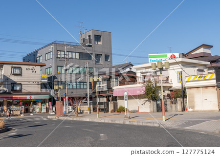 Station front view: Miyahara Station Station front view: Miyahara Station 127775124