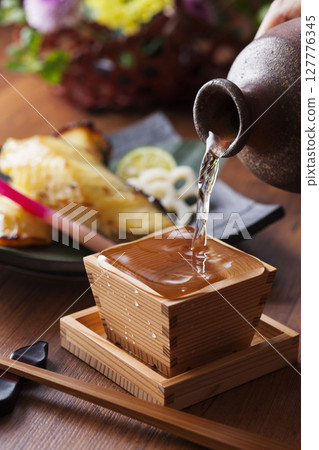 清酒與銀陀羅西京燒 127776345