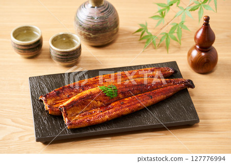 Braised eel 127776994