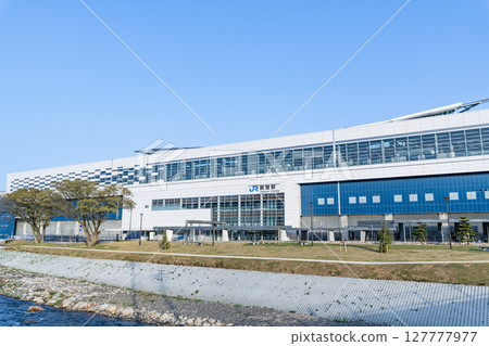 JR Tsuruga Station (East Exit) on a sunny day in Tsuruga City, Fukui Prefecture JR Tsuruga Station (East Exit) on a sunny day in Tsuruga City, Fukui Prefecture 127777977