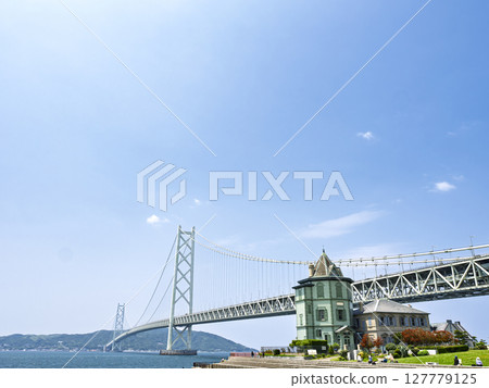 Akashi Kaikyo Bridge at fine weather 127779125