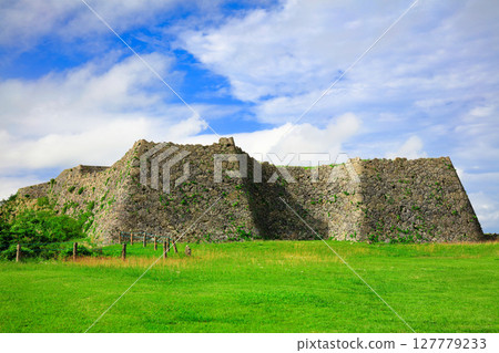 [Okinawa Prefecture] Nakagusuku Castle Ruins (Third Bailey) on a clear day 127779233