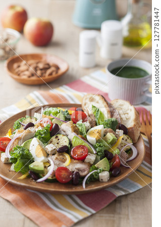 力量沙拉 127781447