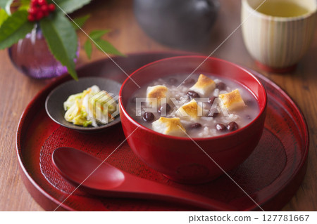 Red bean gruel 127781667