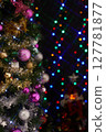 閃閃發光的聖誕樹 127781877