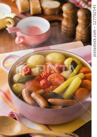 Tomato Pot-au-feu 127782545