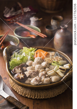 雞肉餃子鍋 雞肉餃子鍋 127782836