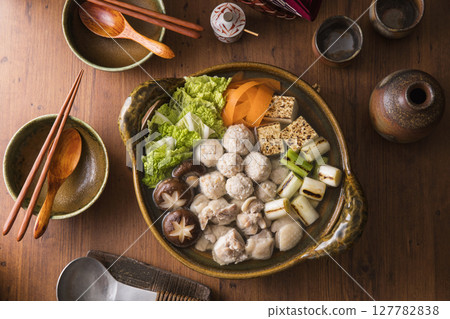 雞肉餃子鍋 127782838