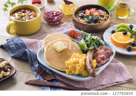 Breakfast image 127783854