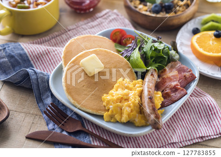 Breakfast image 127783855