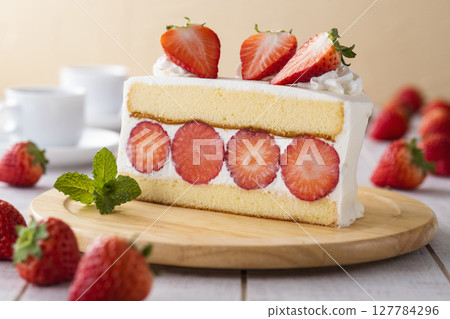 Strawberry shortcake 127784296
