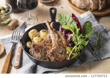 Rosemary Grilled Lamb Chops 127784725