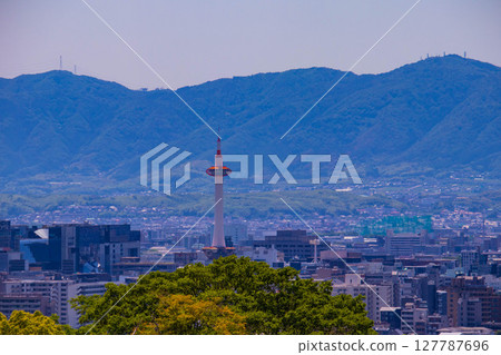 [Kyoto scenery] A beautiful distant view of Kiyomizu-dera Temple and Kyoto city 127787696