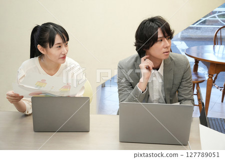 Engineer working in the office Engineer working in the office 127789051