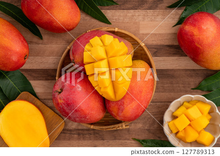 Mango Sunshine Fruit Taiwan Taiwan fruit mango マンゴー Mango Sunshine Fruit Taiwan Taiwan fruit mango マンゴー 127789313