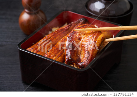 熱鰻魚飯 熱鰻魚飯 127791134