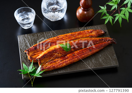 Braised eel 127791390