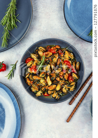 Delicious Fried Mussels, Gourmet Seafood Dish. Delicious Fried Mussels, Gourmet Seafood Dish. 127791876