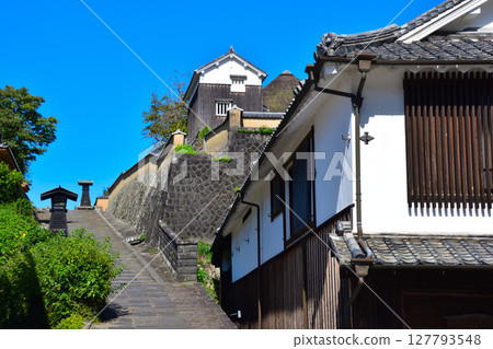 Kitsuki castle town Sakamiya slope 127793548