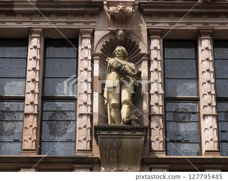 Fridericus Victoriosus Sculpture in Ancient Heidelberg medieval castle in Germany Fridericus Victoriosus Sculpture in Ancient Heidelberg medieval castle in Germany 127795485