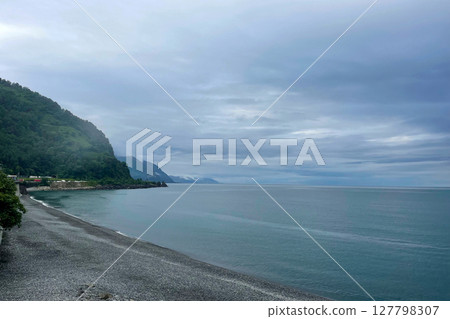 Black Sea, Cloudy Sky and Beach in Sarp, Turkiye Black Sea, Cloudy Sky and Beach in Sarp, Turkiye 127798307