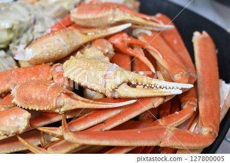 Korean seafood food. Korean steamed kingcrab 127800005